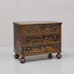 1045 8323 CHEST OF DRAWERS